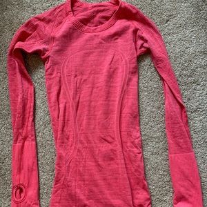 Lululemon swiftly tech long sleeve